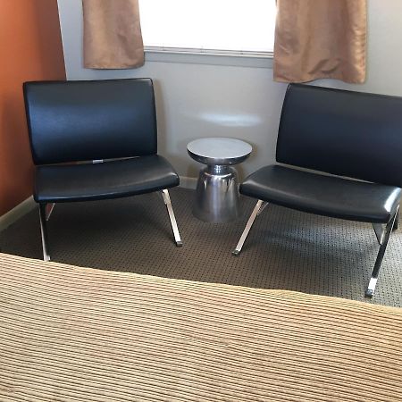 Alma The Triangle Motel מראה חיצוני תמונה